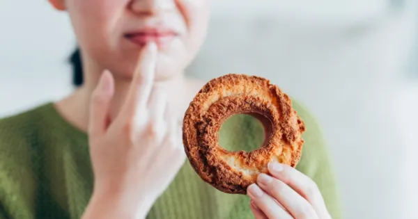 看護師の仕事は大忙し！ストレスで食べ過ぎてしまう...どうしたらいい？