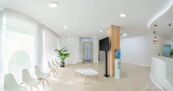 小規模院が大手と戦うときの“速度勝ち”戦略【医療機関向け】