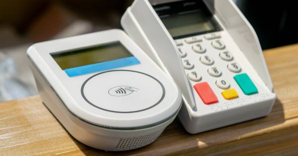 スタッフの心労も減る医療機関の未収金対策。オンライン請求と後払いで会計待ちをなくす、やさしい仕組みづくり【医療機関向け】