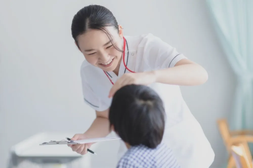クリニックで働く看護師